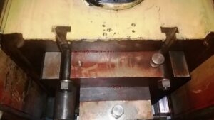 ナックルジョイントプレス Barnaul KB8338 - 630 トン (写真 7)