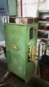 ナックルジョイントプレス Barnaul KB8338 - 630 トン (写真 9)