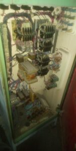 ナックルジョイントプレス Kuzlitmash KB8334 - 250 トン (写真 2)