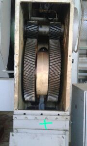 ナックルジョイントプレス Kuzlitmash KB8334 - 250 トン (写真 6)