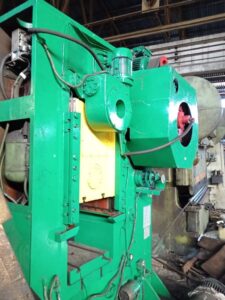 ナックルジョイントプレス Barnaul KB8336 - 400 トン (写真 2)