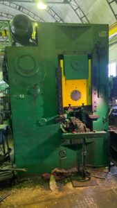 ナックルジョイントプレス Barnaul KB8336 - 400 トン (写真 4)