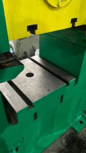 ナックルジョイントプレス Barnaul KB8336 - 400 トン (写真 23)