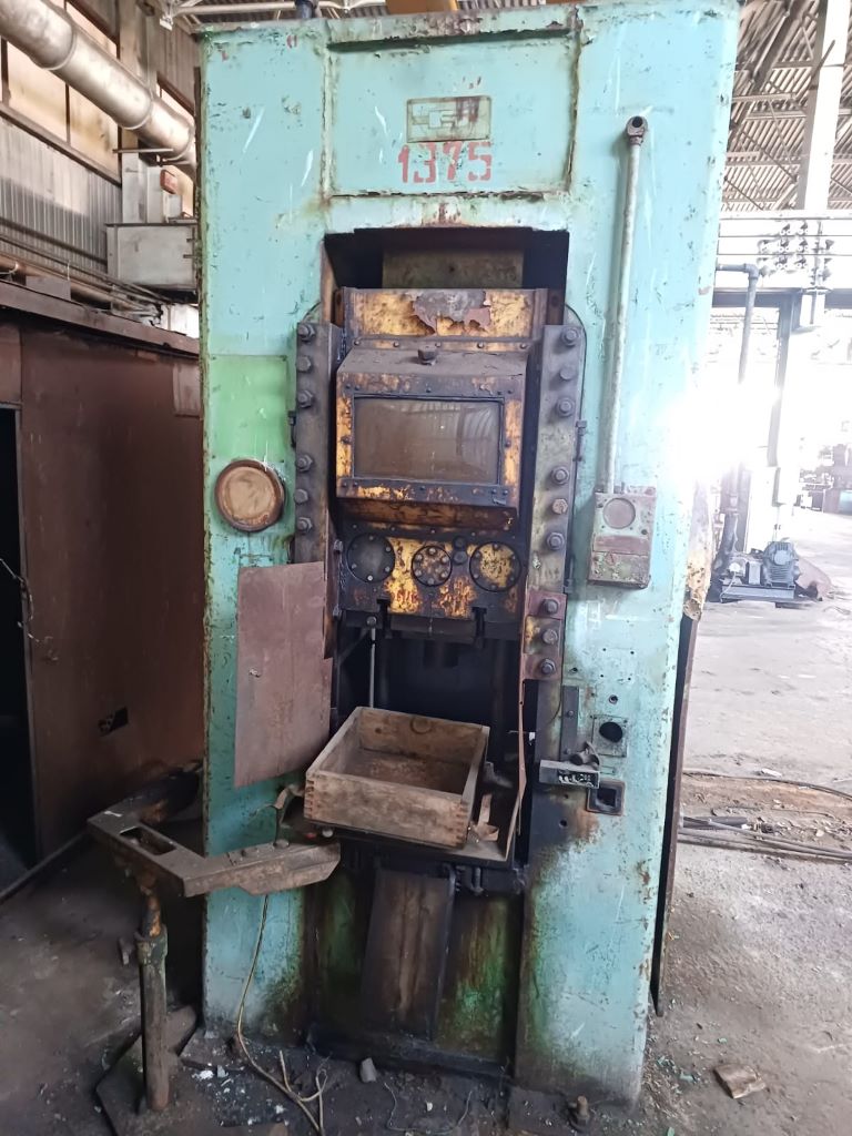 ナックルジョイントプレス Barnaul K8336 - 400 トン