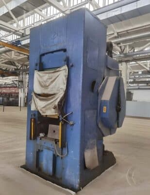 ナックルジョイントプレス Barnaul K8340 - 1000 トン (写真 1)