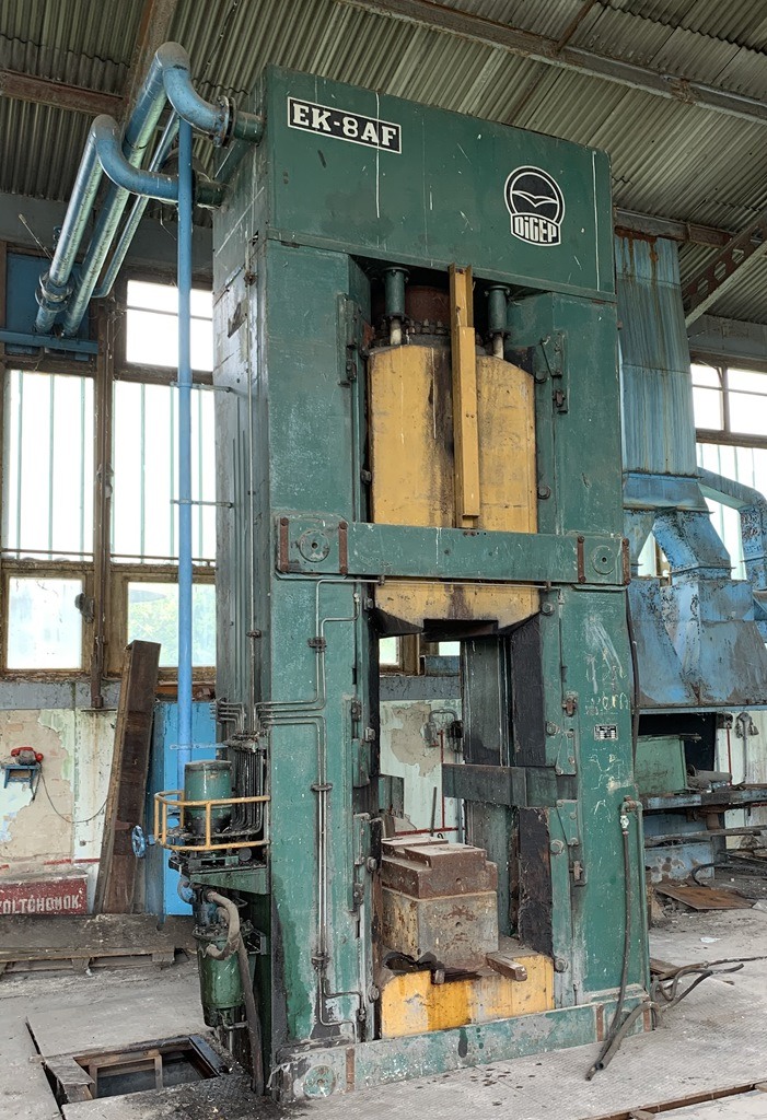 カウンターブロー鍛造ハンマー Digep EK-8AF - 8 トン