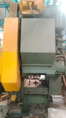 冷間押出プレス Barnaul K0034 - 250 トン (写真 1)