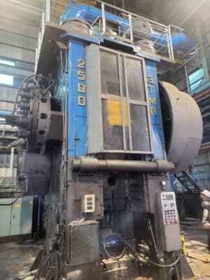 熱間鍛造プレス TMP Voronezh K8544 - 2500 トン (写真 7)