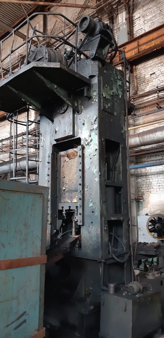 トリミングプレス TMP Voronezh KB9534 - 250 トン