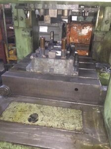 トリミングプレス TMP Voronezh KG2540 A - 1000 トン (写真 3)