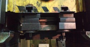 ナックルジョイントプレス Barnaul KB8336 - 400 トン (写真 9)