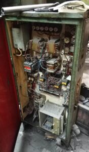 ナックルジョイントプレス Barnaul KB8336 - 400 トン (写真 26)