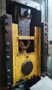 ナックルジョイントプレス Barnaul KB8336 - 400 トン (写真 25)