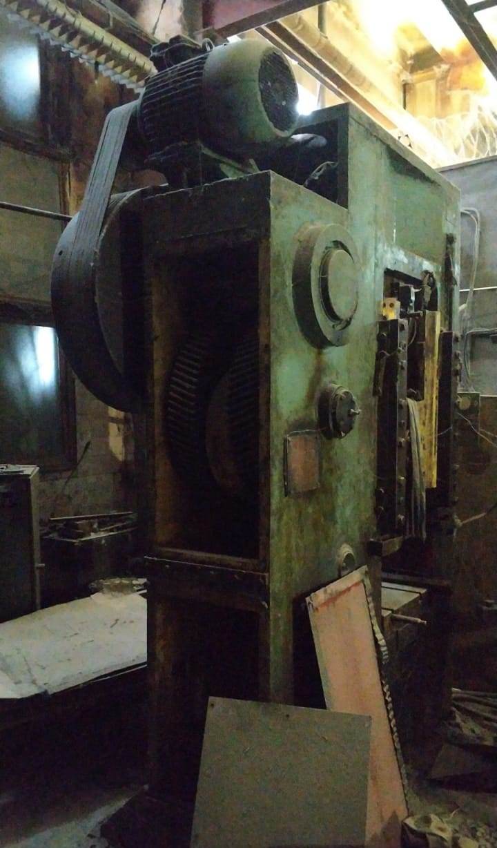 ナックルジョイントプレス Barnaul KB8336 - 400 トン