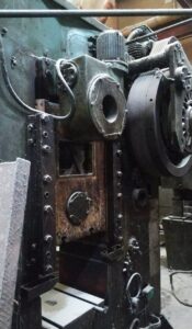 ナックルジョイントプレス Barnaul KB8336 - 400 トン (写真 18)