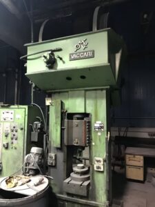 ねじプレス Vaccari 6PS - 165 トン (写真 4)