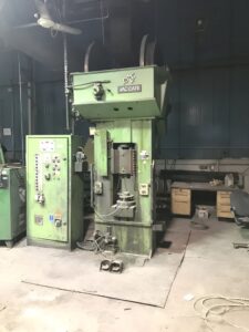ねじプレス Vaccari 6PS - 165 トン (写真 3)