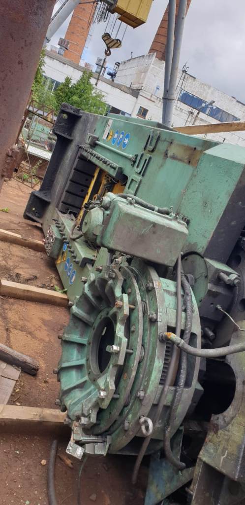 トリミングプレス TMP Voronezh KA2534 - 250 トン