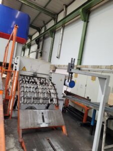 プレス機 Schuler SP400 - 400 トン (写真 2)