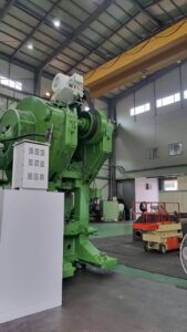 熱間鍛造プレス Eumuco SP 100 C - 1000 トン (写真 7)