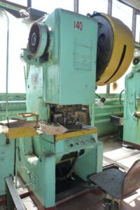 C型プレス KB2326 - 40 トン (写真 3)