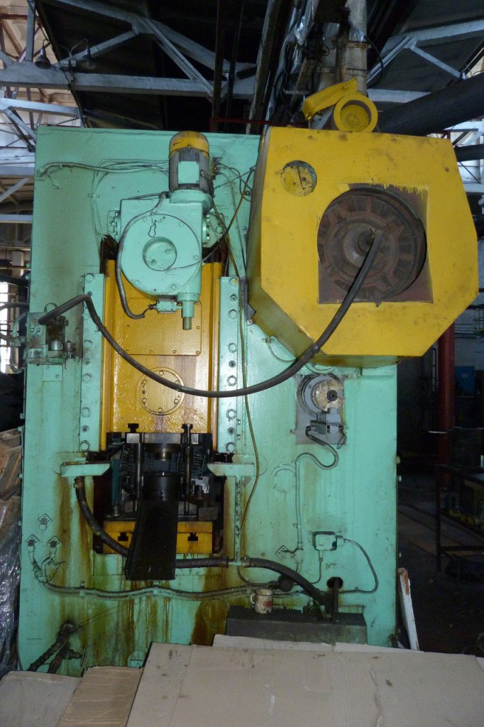 ナックルジョイントプレス Barnaul KB8336 - 400 トン