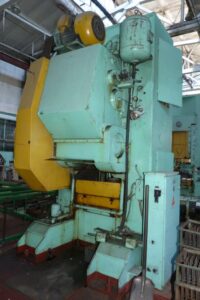 冷間押出プレス Barnaul K0034 - 250 トン (写真 7)