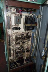 ナックルジョイントプレス Barnaul K8338 - 630 トン (写真 1)