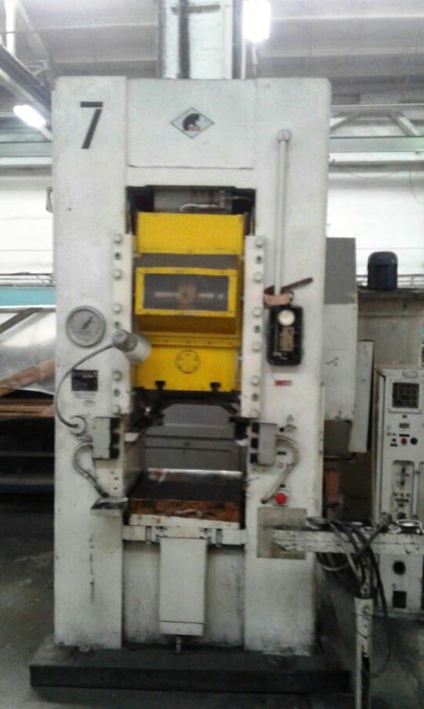 ナックルジョイントプレス Barnaul K8336 - 400 トン