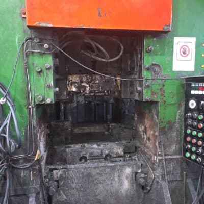 熱間鍛造プレス TMP Voronezh KB8043 - 2000 トン (写真 3)