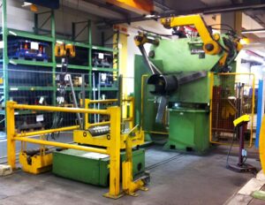 プレス機 Muller Weingarten HUQ 400 22 F - 400 トン (写真 5)