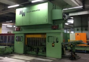 プレス機 Muller Weingarten HUQ 400 22 F - 400 トン (写真 3)