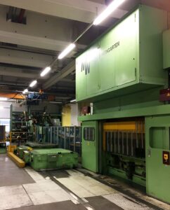プレス機 Muller Weingarten HUQ 400 22 F - 400 トン (写真 4)