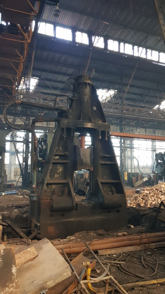 鍛造ハンマー Kalinin M2145 - 3 トン