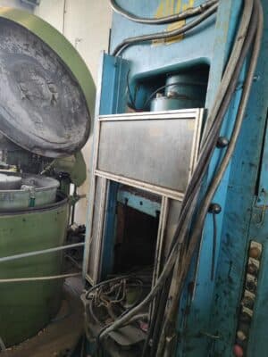 スクリュープレス Weingarten PS 160 - 250 トン (写真 4)