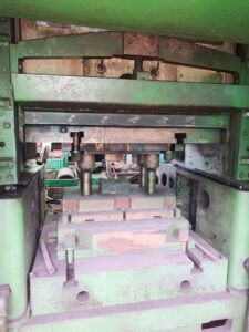 ナックルジョイントプレス TMP Voronezh K504.003.844 - 2500 トン (写真 5)