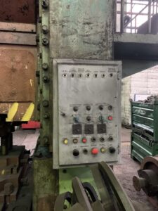 ナックルジョイントプレス TMP Voronezh K504.003.844 - 2500 トン (写真 8)