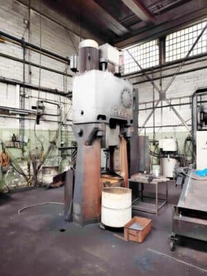 油圧鍛造ハンマー Beche KGH 1.6 - 16 kJ (写真 3)
