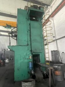 熱間鍛造プレス Smeral LZK 2500 - 2500 トン (写真 1)