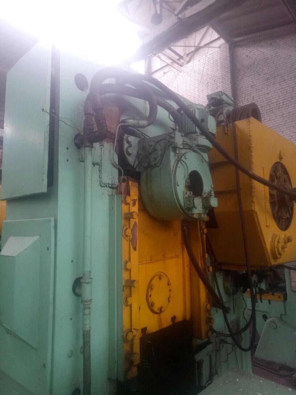 ナックルジョイントプレス Barnaul KB8336 - 400 トン