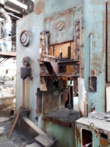 冷間押出プレス Barnaul KB0034 - 250 トン (写真 3)