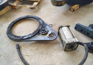 ナックルジョイントプレス Barnaul KB8340 - 1000 トン (写真 12)