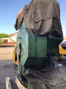 ナックルジョイントプレス Barnaul K8338 - 630 トン (写真 1)