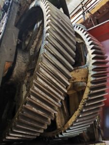 ナックルジョイントプレス Barnaul K8340 - 1000 トン (写真 2)