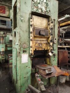 ナックルジョイントプレス Barnaul K8340 - 1000 トン ID: 76325