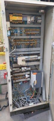 スタンピングプレス Schuler P2E2S 315/1.25 - 315 トン (写真 16)