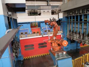 プレスライン Schuler G2 - 3800 トン (写真 10)