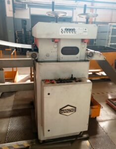 油圧プレス Lauffer RA500 - 500 トン (写真 1)