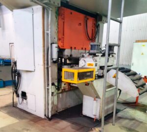 油圧プレス Lauffer RA500 - 500 トン (写真 2)