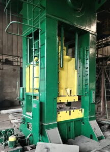 トリミングプレス TMP Voronezh K2538 - 630 トン (写真 3)